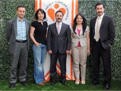 Mehmet Uzun, Esin Karagöz, Serdar Ömeroğulları, Arzu Özel, Ercan Özel